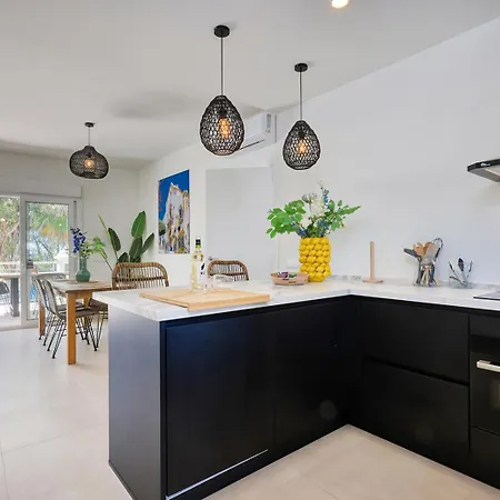 Apartamento Alegro - Gerenoveerd Direct Aan Zee
