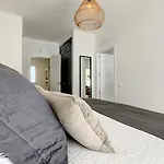 شقة Alegro - Gerenoveerd Direct Aan Zee إِستيبونا