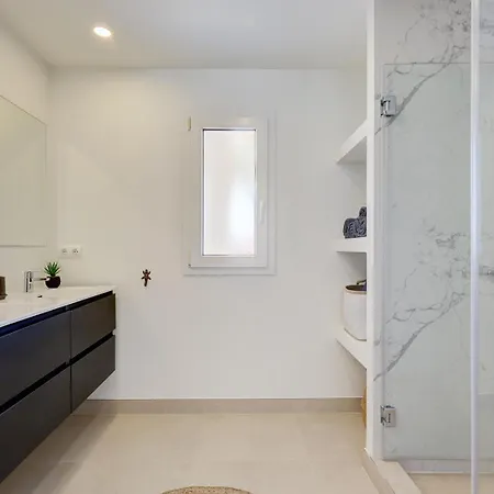 Alegro - Gerenoveerd Direct Aan Zee アパート *