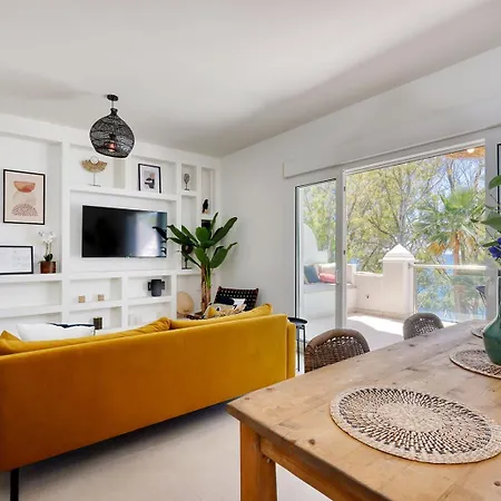 Alegro - Gerenoveerd Direct Aan Zee エステポナ